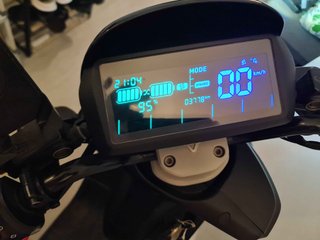 Moto NIU NQI GTS Sport