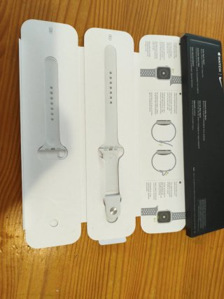 Correa Nike Sport Band Apple