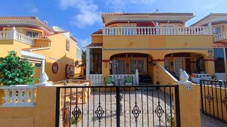 Casa en venta en La Siesta - El Salado - Torreta en Torrevieja
