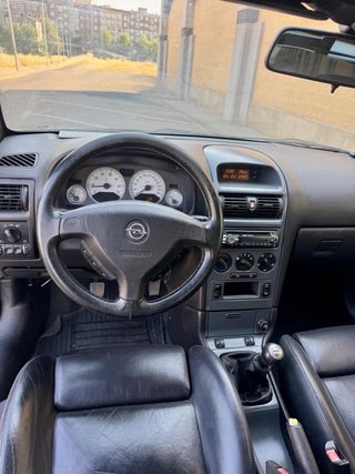 Opel Astra 2004