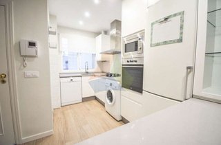 Piso en venta en Doctor Barraquer - G. Renfe - Policlínico en Sevilla