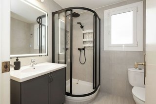Piso en venta en Sants en Barcelona