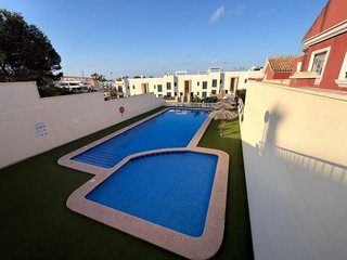 Casa pareada en venta en Campos de Golf - Villa Martin - Los Dolses en Orihuela