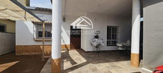 Chalet en venta en La Banda - Campo de Fútbol en Chiclana de la Frontera
