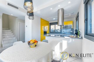 Chalet en venta en Cala de Finestrat en Finestrat