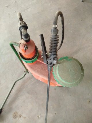 Pulverizador manual naranja