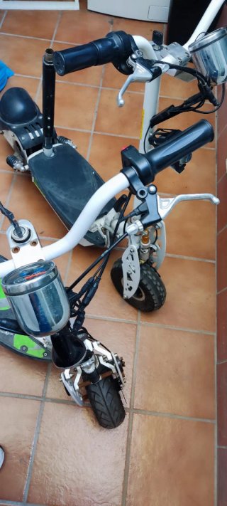 2 Patinetes Eléctricos