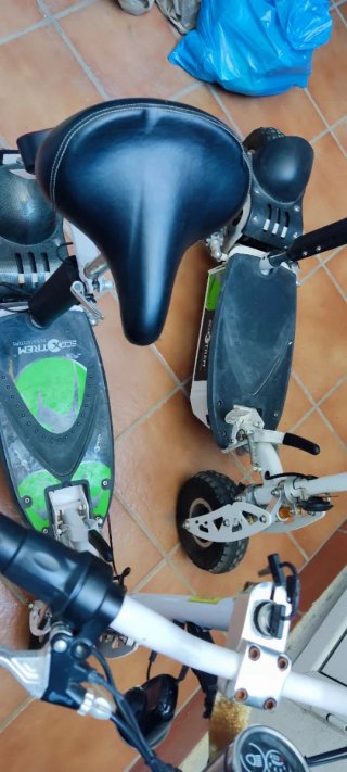 2 Patinetes Eléctricos