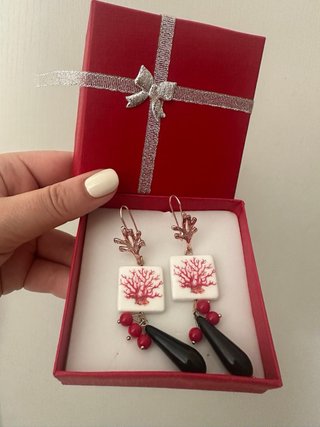 Orecchini corallo siciliano dipinti a mano