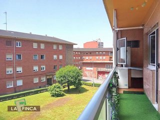Piso en venta en Natahoyo en Gijón