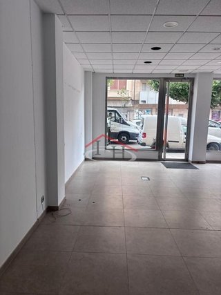 Local comercial en venta en La Chantría - La Lastra en León