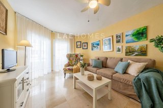 Piso en venta en Playa Bajadilla - Puertos en Marbella