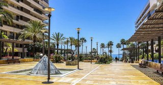Piso en venta en Playa Bajadilla - Puertos en Marbella