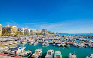 Piso en venta en Playa Bajadilla - Puertos en Marbella