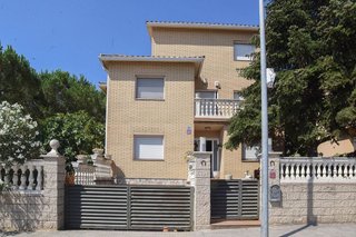 Chalet en venta en Llinars del Valles