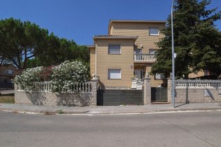 Chalet en venta en Llinars del Valles