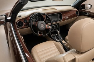 Volkswagen Beetle Cabrio design 2018