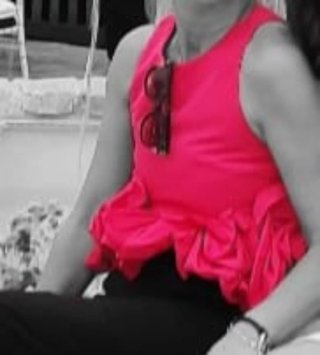 Conjunto fiesta top fucsia y pantalón negro