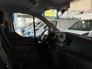 FORD TRANSIT CUSTOM 2.0 Tdci Ambiente Combi 9 plz.
