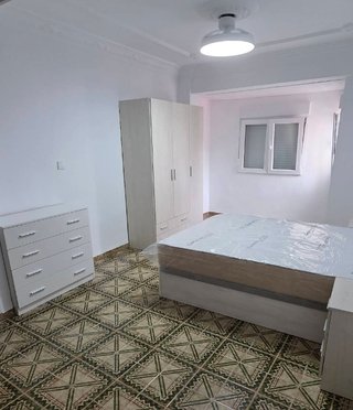 Armario /canapé/ mesita de noche