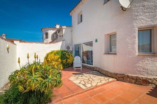 Casa pareada en venta en Empuriabrava en Castelló d´Empúries