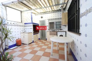 Chalet en venta en Núcleo Urbano en Pobla de Vallbona (la)