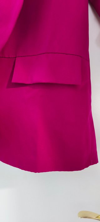 Americana fucsia talla S/M elegante