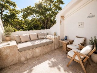 Casa pareada en venta en Nueva Andalucía centro en Marbella
