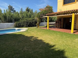 Chalet en venta en La Granja-La Colina-Los Pastores en Algeciras