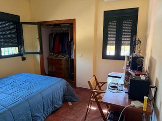 Chalet en venta en La Granja-La Colina-Los Pastores en Algeciras