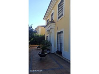Chalet en venta en Montequinto en Dos Hermanas