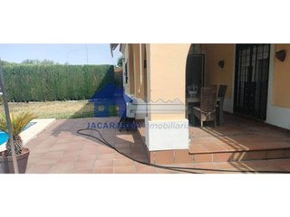 Chalet en venta en Montequinto en Dos Hermanas