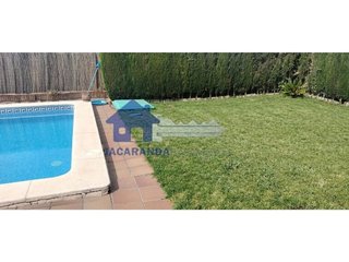 Chalet en venta en Montequinto en Dos Hermanas