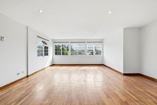 Casa adosada en venta en Nueva Andalucía centro en Marbella