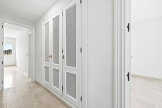 Casa adosada en venta en Nueva Andalucía centro en Marbella