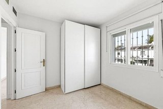 Casa adosada en venta en Nueva Andalucía centro en Marbella