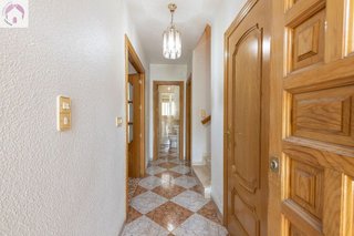 Casa adosada en venta en Maracena