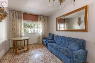 Casa adosada en venta en Maracena