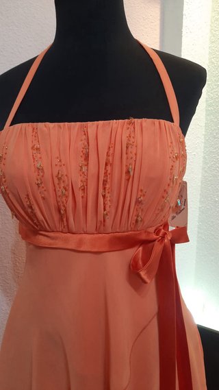Vestido de fiesta naranja