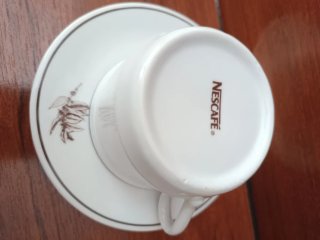 12 Tazas de Café con Leche y Platillos