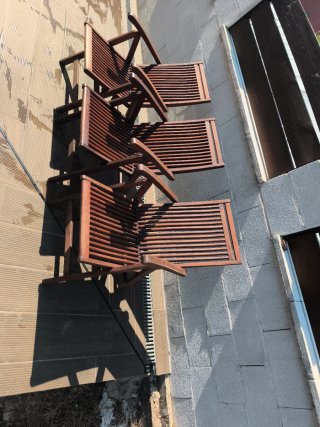 Sillas reclinables de madera