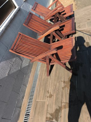 Sillas reclinables de madera