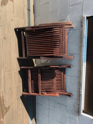 Sillas reclinables de madera