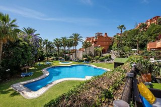 Piso en venta en Cabo Pino - Reserva de Marbella en Marbella