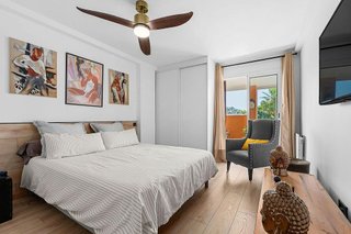 Piso en venta en Cabo Pino - Reserva de Marbella en Marbella