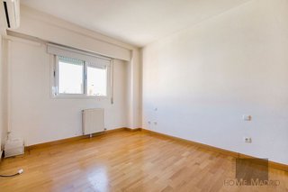 Ático en venta en Las Tablas en Madrid