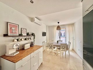 Piso en venta en Zona Puerto Deportivo en Fuengirola