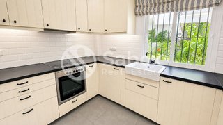 Piso en venta en Elviria en Marbella