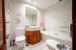 Piso en venta en Natahoyo en Gijón