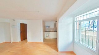 Piso en venta en Les Roquetes en Barcelona